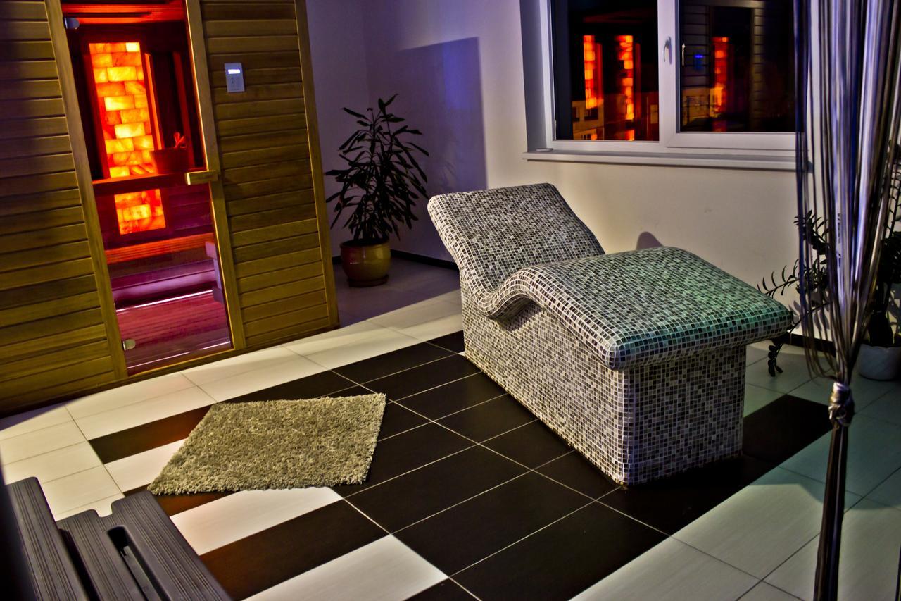 Motel Goerfoel Veľký Meder Extérieur photo